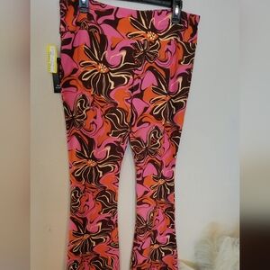 NWT! NB KNIT FLARE BOTTOM PANTS